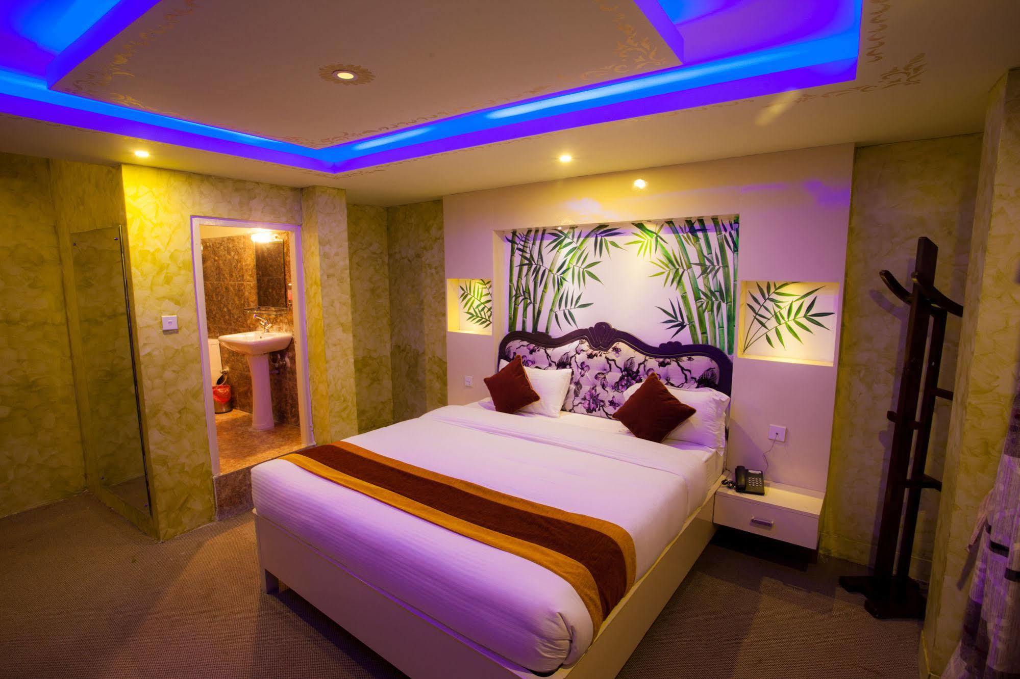 Hotel Nepal Tara Kathmandu Exterior photo